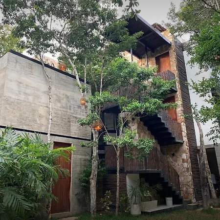 La Casa De Maria 11:11 Hotel