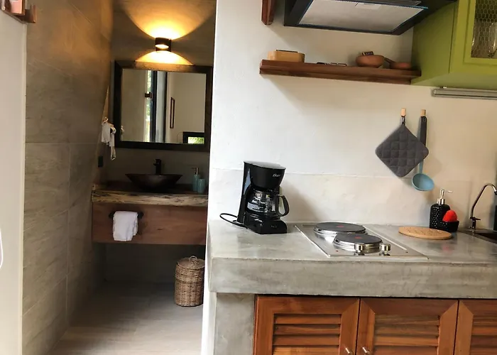 La Casa De María 11:11