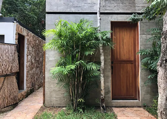 Hotel La Casa De María 11:11 *