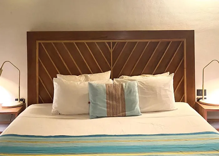 La Casa De Maria 11:11 Hotel *