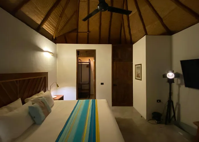 Hotel La Casa De Maria 11:11 *