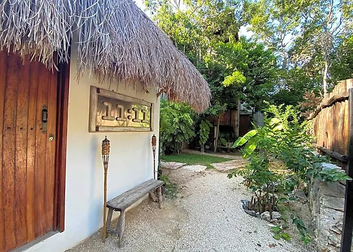 La Casa De Maria 11:11 *